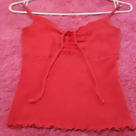 Sleeveless summer top - Picture 1 of 3